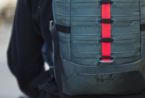 Bernal (Eclipse Black)