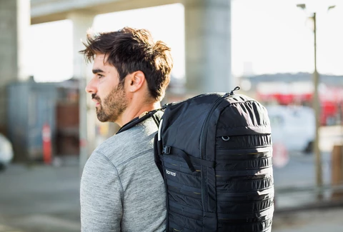 Van Ness (Eclipse Black)